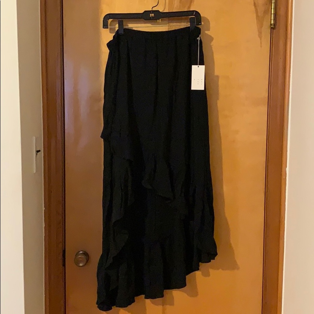 A NEW DAY HIGH LOW SKIRT